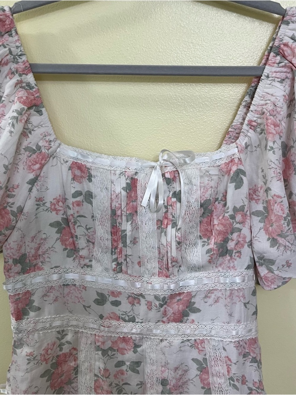 NEW Altar’d State Pink Floral Maxi Dress Size Large NWT - Picture 4 of 8